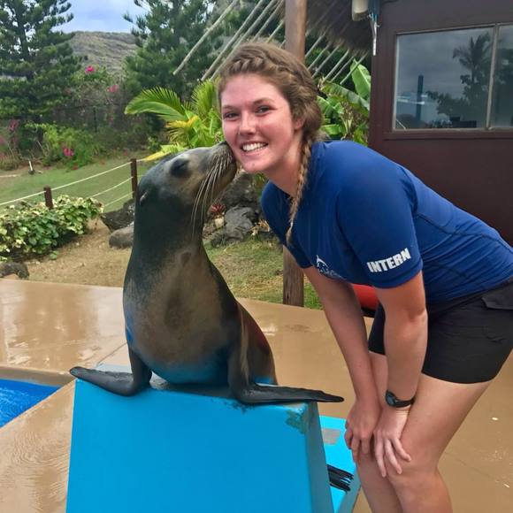 Meet your Posher, Kate - Picture 1 of 1